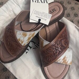Myra Sandals  Mukluk Western Hand-Tooled Sandals Women's New 7‎